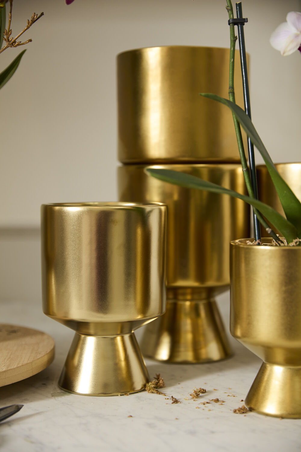 GOLD DE VIL CERAMIC POT 4.5"X6.25"