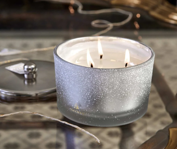 Frasier Fir Flocked 3-Wick Poured Candle 18 oz