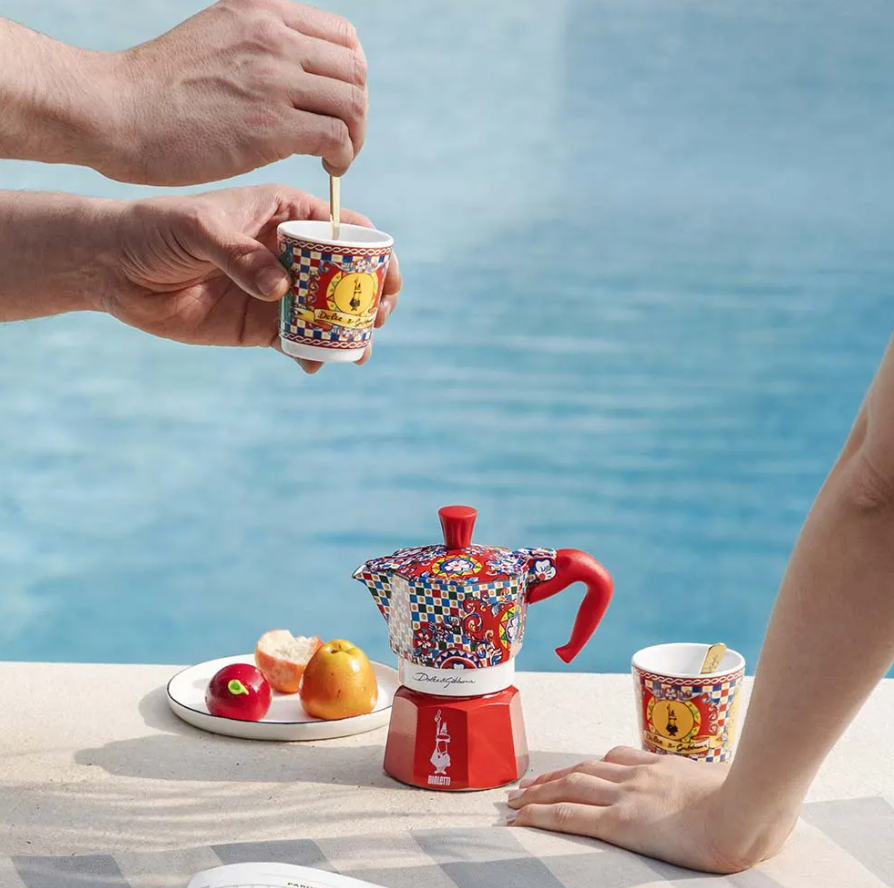 MOKA 2CUP + CUPS GIFT SET RED CARR