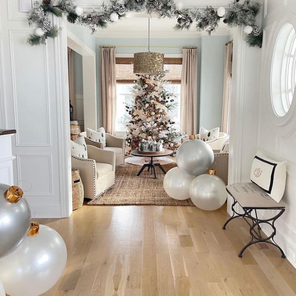 MEDIUM 18" PEARL WHITE INFLATABLE ORN"