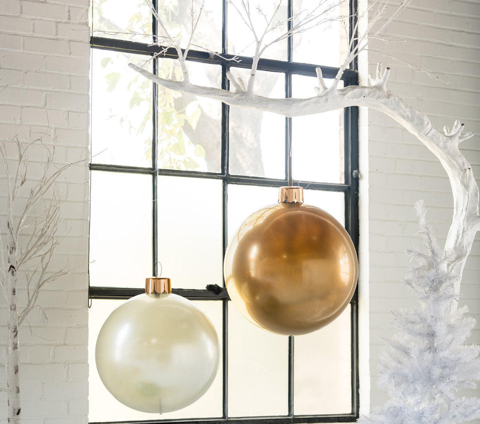 MEDIUM 18" VINTAGE GOLD INFLATABLE ORN"