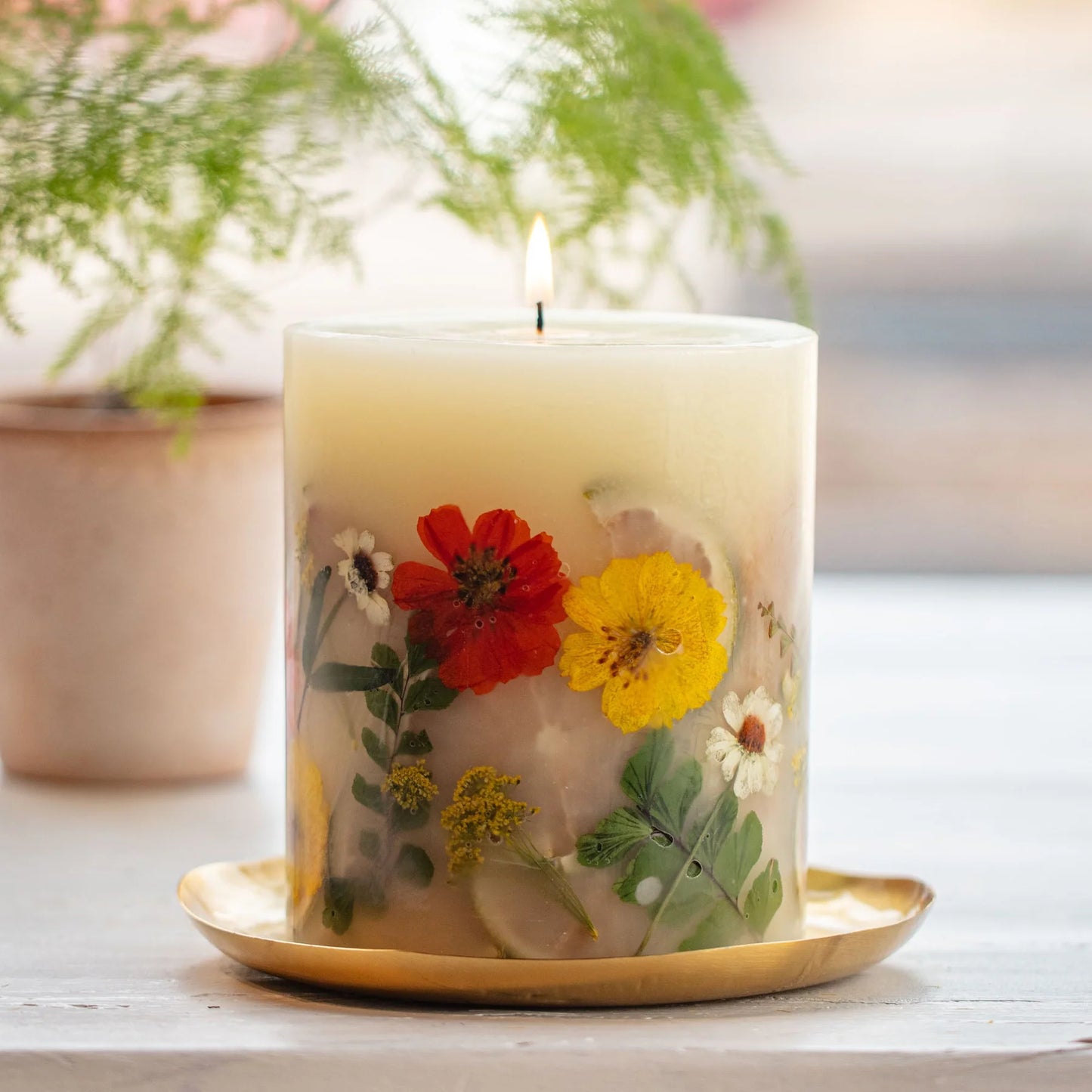 SMALL ROUND BOTANICAL CANDLE-PEONY & POMELO